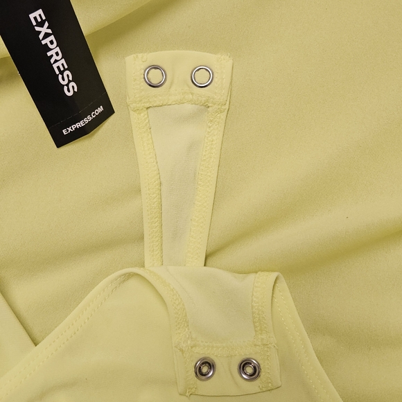 EXPRESS CHIC MODERN FLIRTY  LIME GREEN MOCK NECK THONG BACK DRAPE BODYSUIT LARGE - Picture 9 of 12